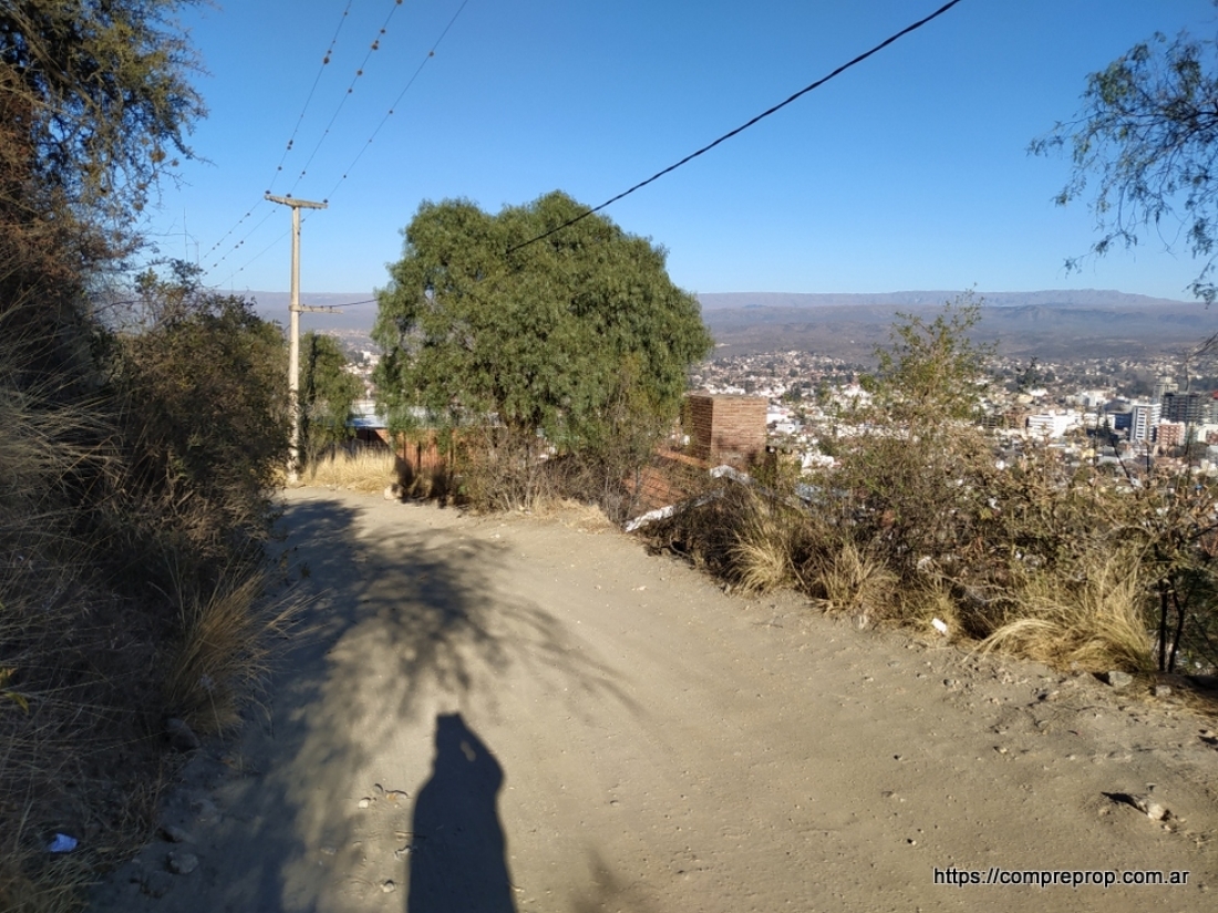 LOTE EN VENTA VILLA CARLOS PAZ LA MEJOR VISTA
