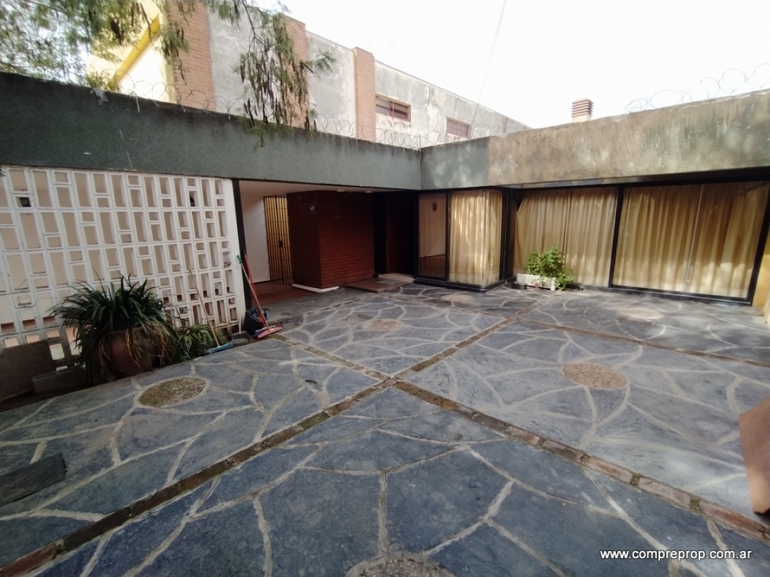 CRISOL SUD: CASA VENTA 3 DORMITORIOS CON EXCELENTES PRESTACIONES