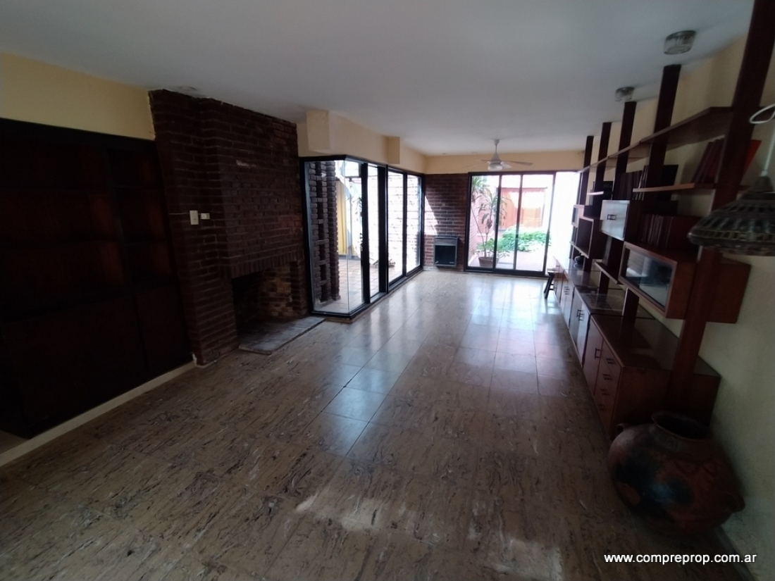 CRISOL SUD: CASA VENTA 3 DORMITORIOS CON EXCELENTES PRESTACIONES