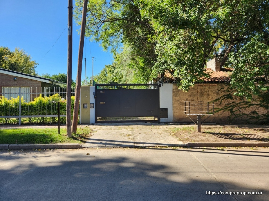 ARGUELLO CASA EN VENTA 3 DORMITORIOS MEJOR ZONA