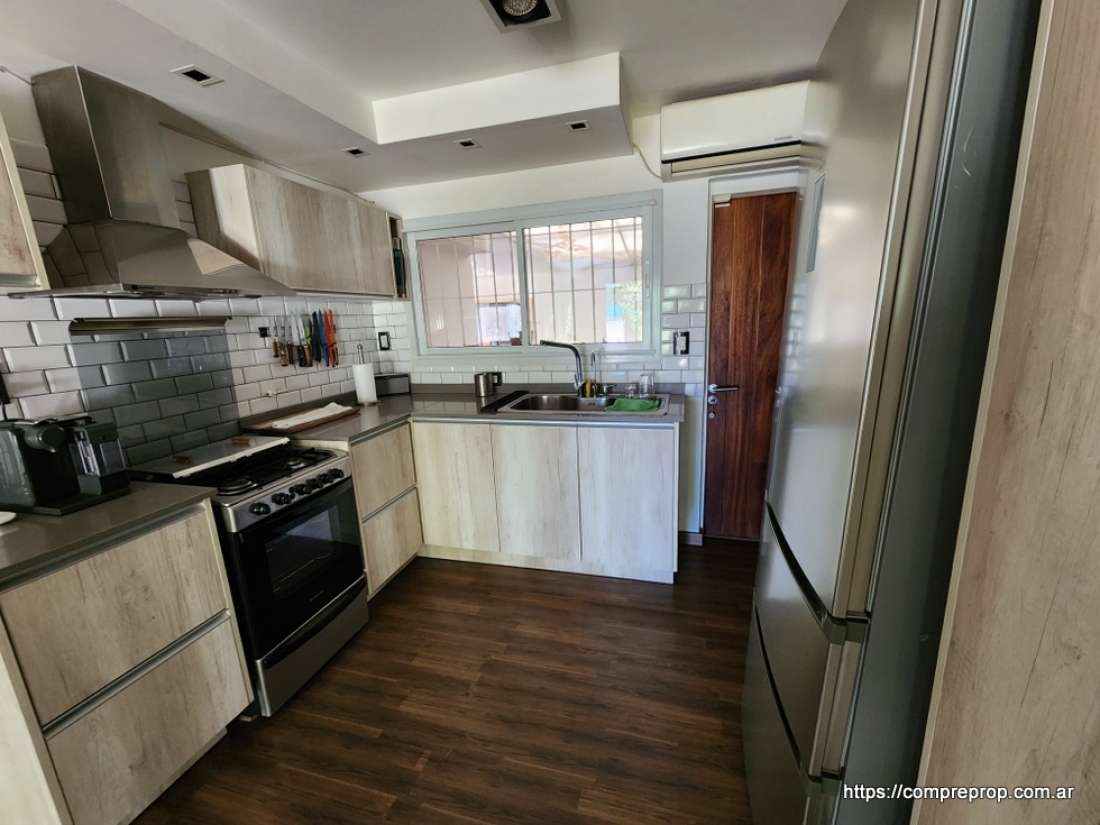 ARGUELLO CASA EN VENTA 3 DORMITORIOS MEJOR ZONA