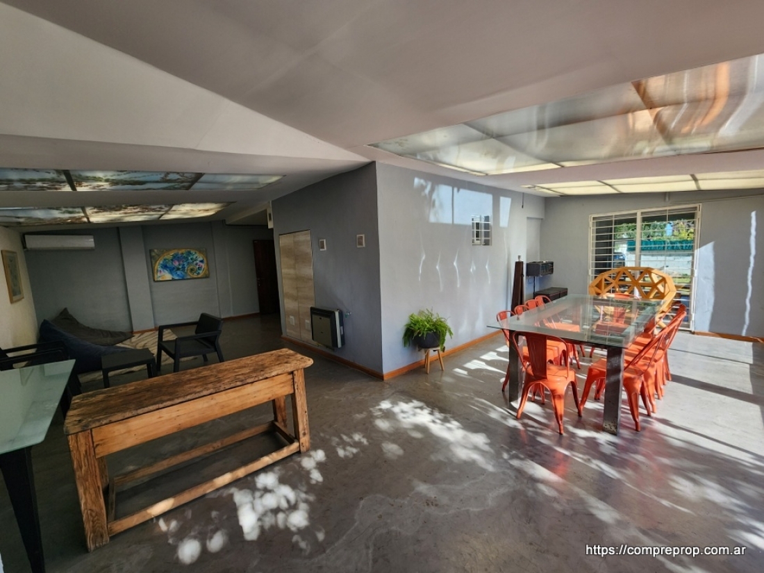 ARGUELLO CASA EN VENTA 3 DORMITORIOS MEJOR ZONA