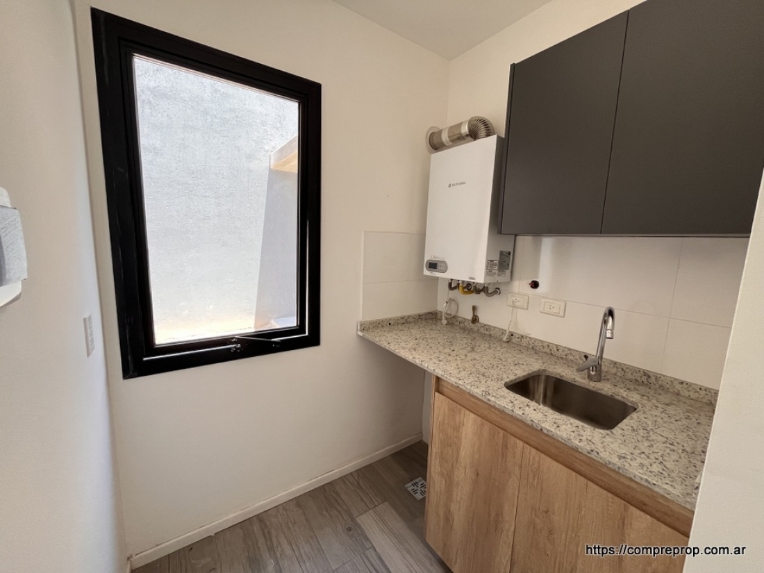 DUPLEX EN VENTA 3 DORMITORIOS COMPLEJO EL REFUGIO ARGUELLO