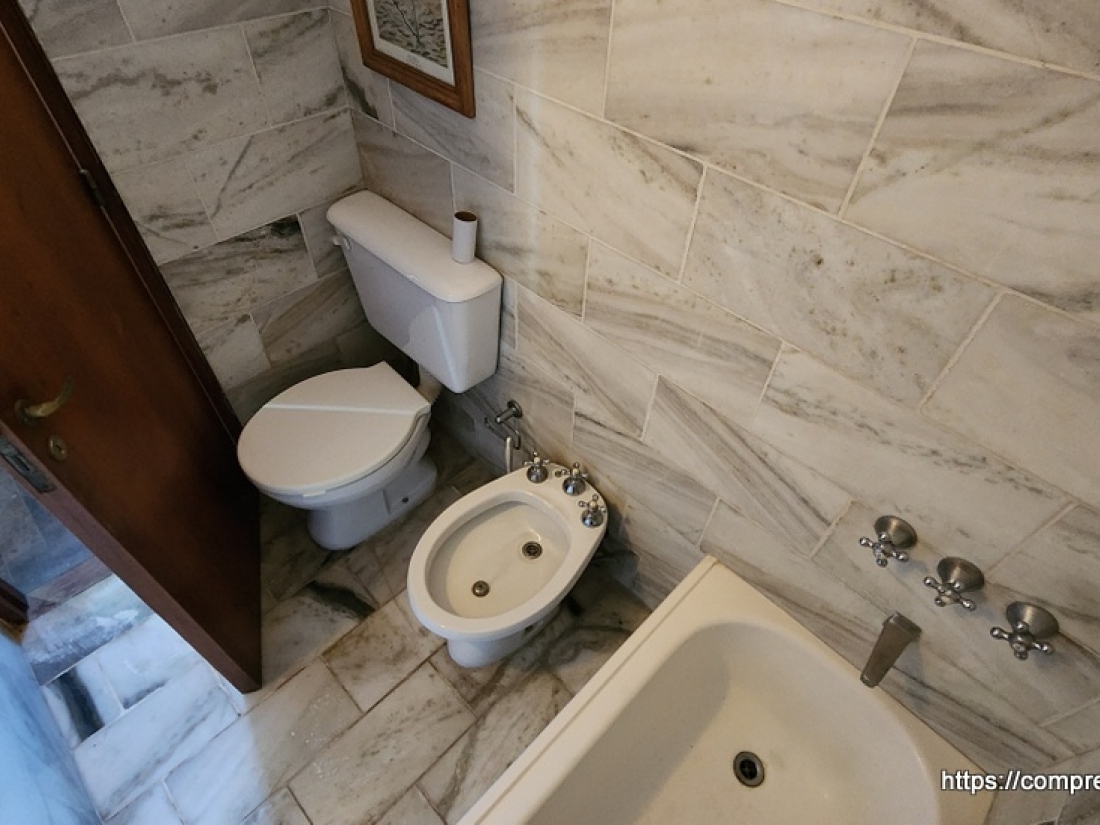 VILLA ALLENDE GOLF CASA EN VENTA CINCO LOTES 