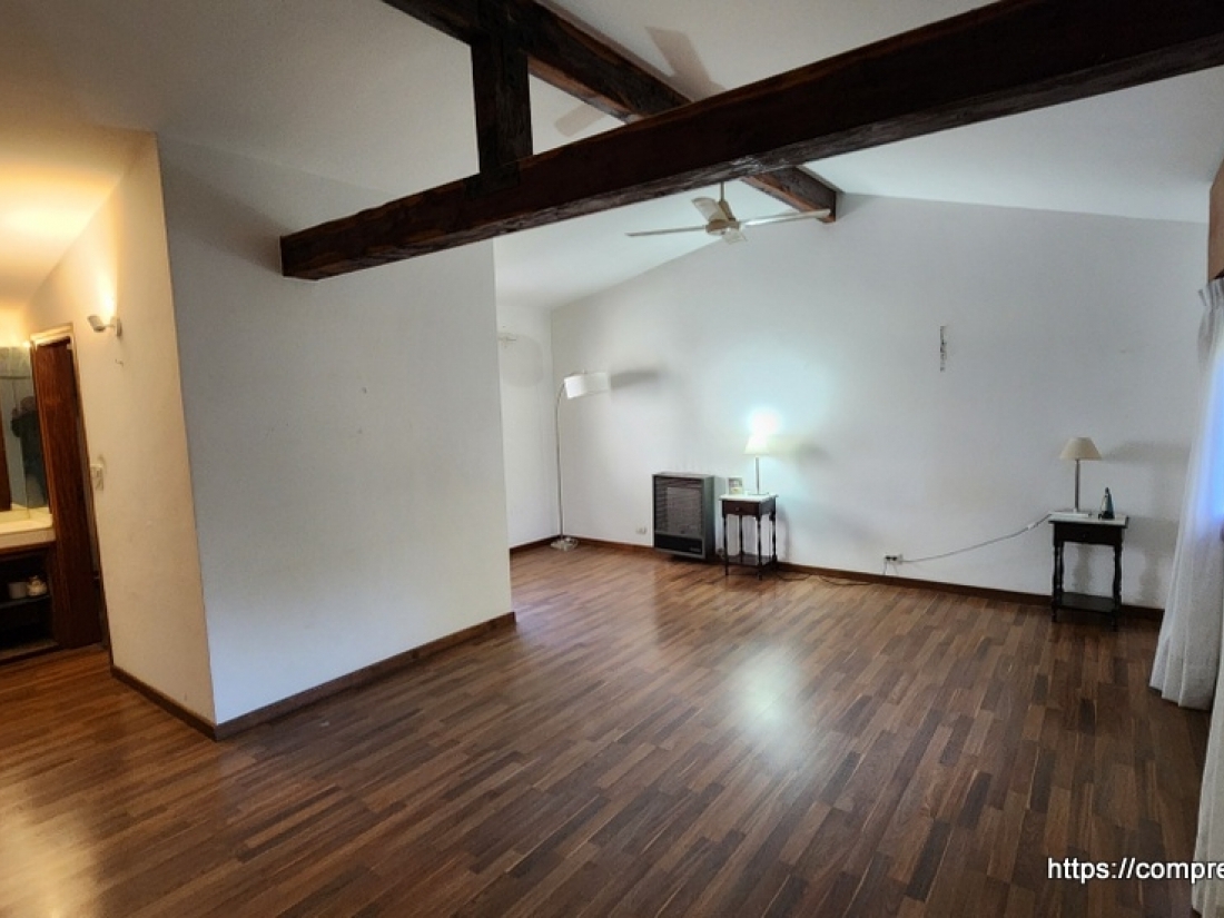 VILLA ALLENDE GOLF CASA EN VENTA CINCO LOTES 