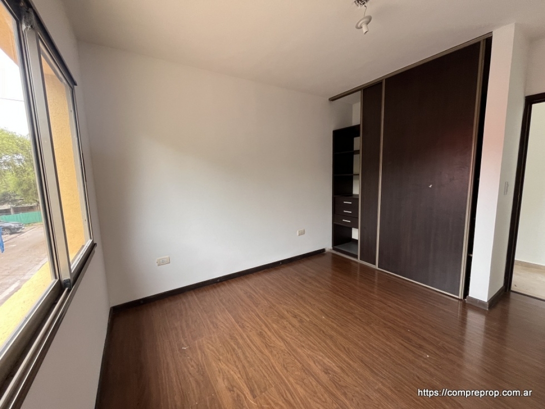 DUPLEX EN VENTA 3 DORMITORIOS HOUSING VILLA WARCALDE CON PILETA