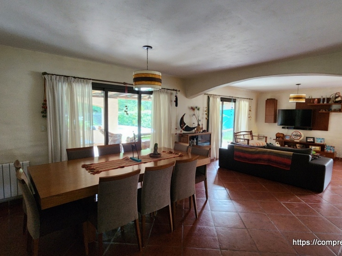 VALLE ESCONDIDO LOS CIELOS CASA EN VENTA 3 DORMITORIOS APTA CREDITO