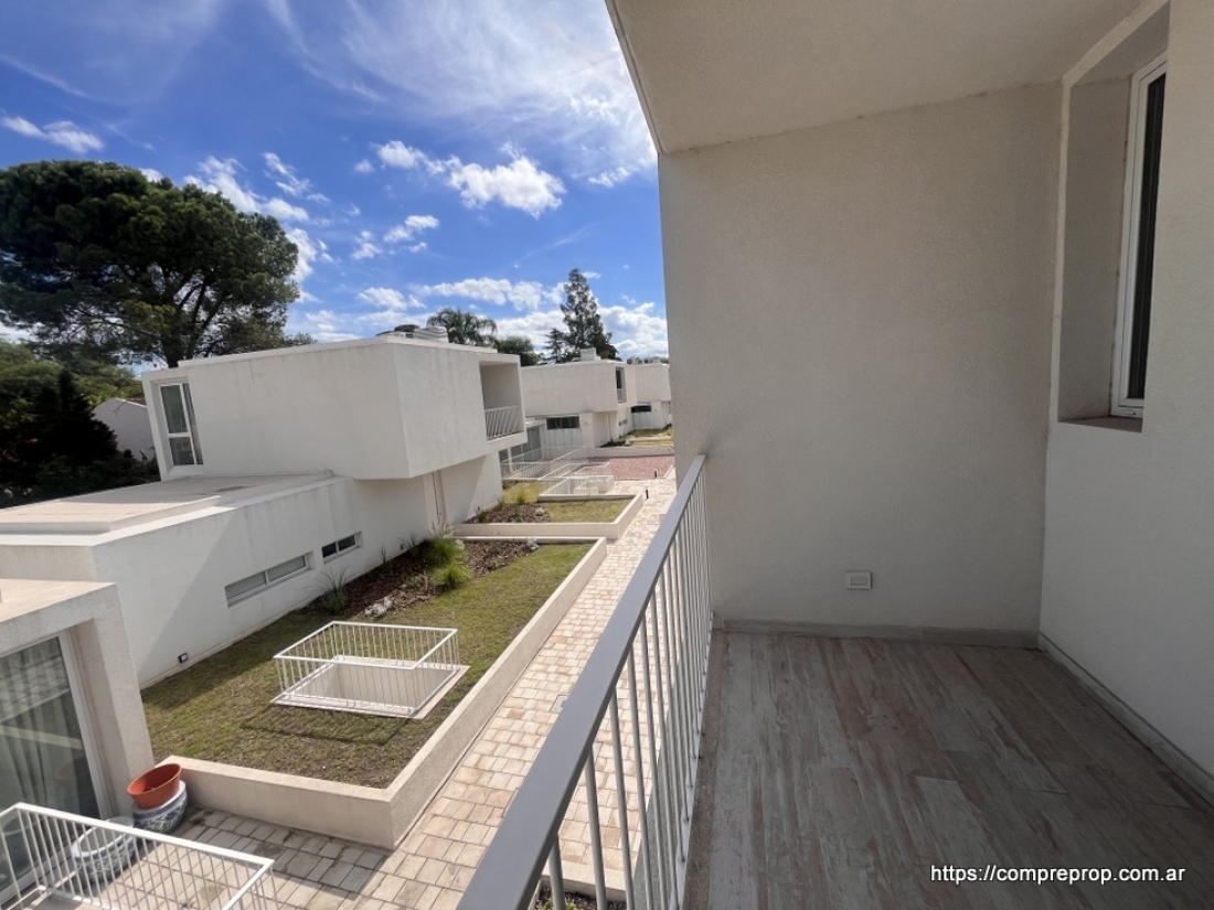 DUPLEX TRIPLEX HOUSING EN VENTA 3 DORMITORIOS VILLA BELGRANO