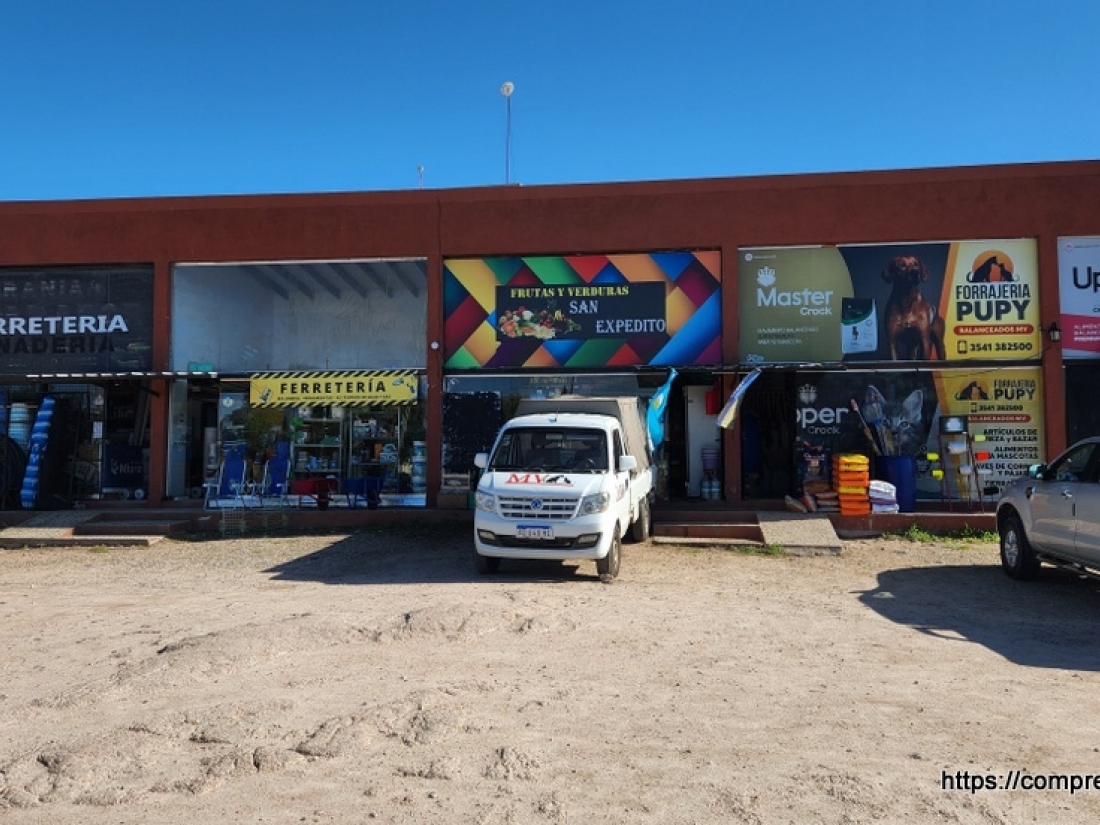 VILLA SANTA CRUZ DEL LAGO LOCALES Y DEPARTAMENTOS EN VENTA