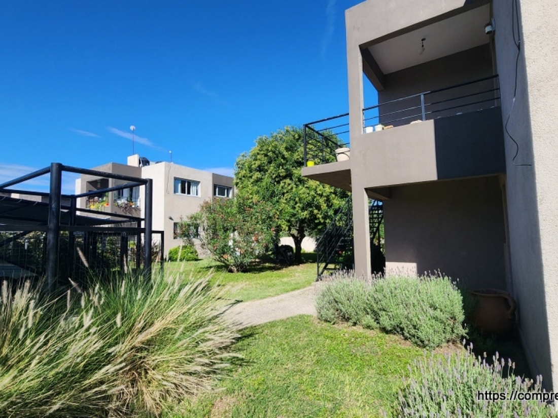 VILLA SANTA CRUZ DEL LAGO LOCALES Y DEPARTAMENTOS EN VENTA