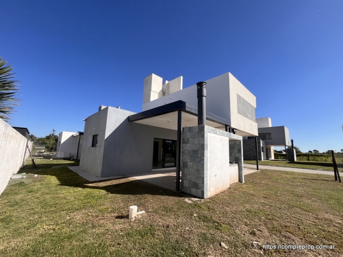 CAMPO NORTE HOUSING DUPLEX 2 Y 3 DORMITORIOS