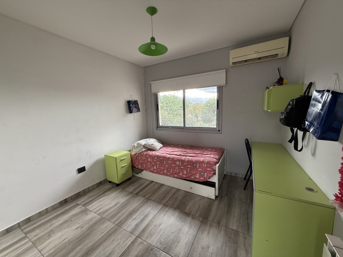 VALLE ESCONDIDO TERRAZAS CASA EN VENTA 4 DORMITORIOS APTO CR�DITO