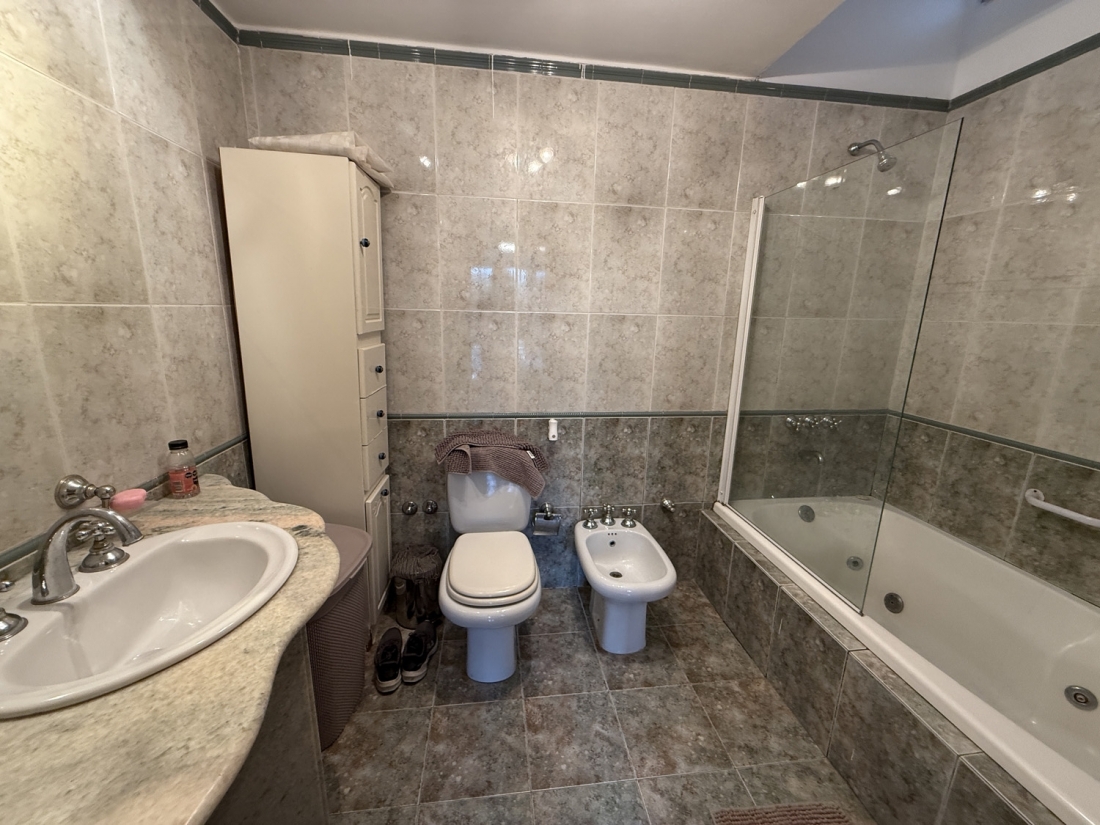 CASA EN VENTA ALBERDI 3 PROPIEDADES EN 1