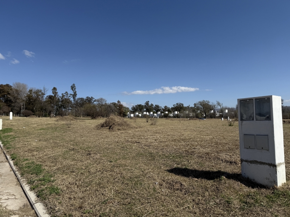 JARDIN INGLES 2 VALLE ESCONDIDO LOTE EN VENTA