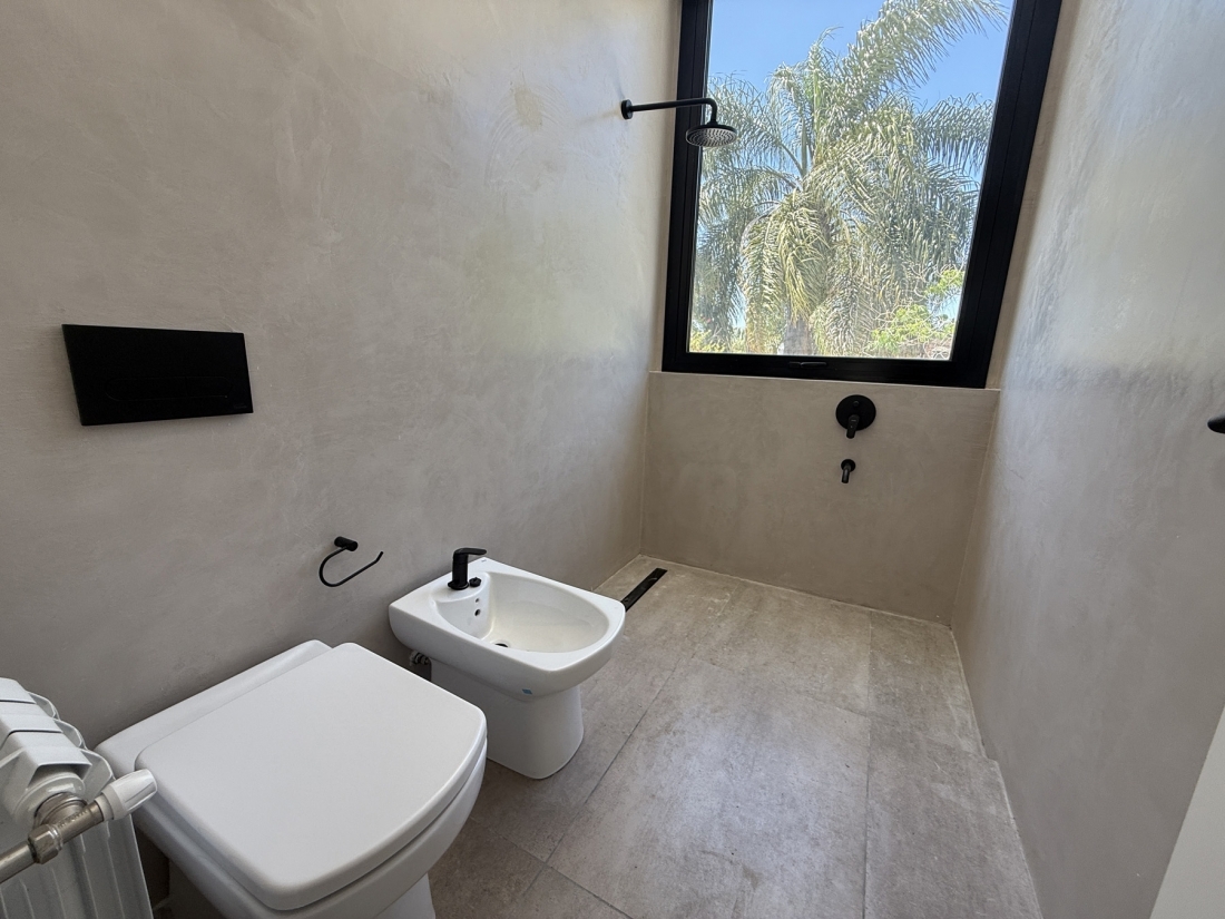 D�PLEX EN VENTA HOUSING CERRO DE LAS ROSAS 3 DORMITORIOS