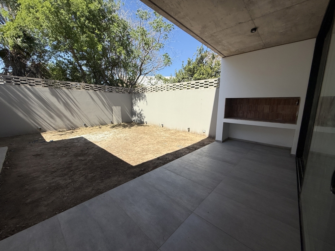 D�PLEX EN VENTA HOUSING CERRO DE LAS ROSAS 3 DORMITORIOS