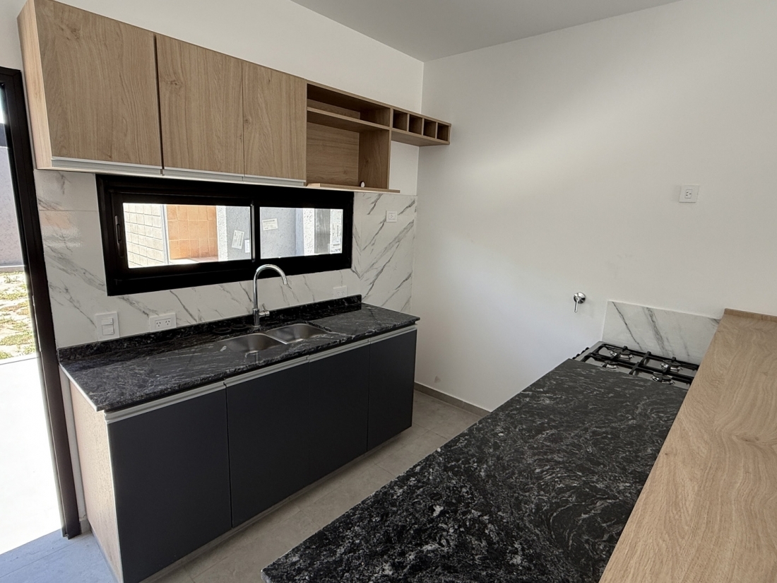 SOLARES DE MANANTIALES ALQUILER DUPLEX 2 DORMITORIOS UNA PLANTA