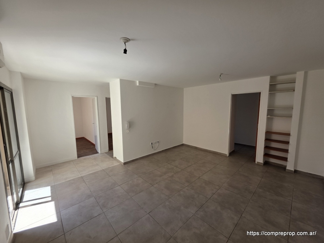 DEPARTAMENTO EN VENTA 2 DORMITORIOS ALBERDI A PASOS DE LA CA�ADA