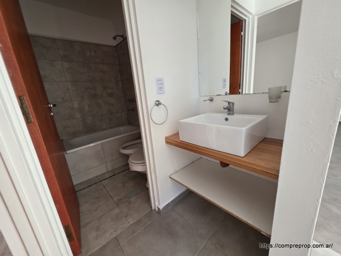 DEPARTAMENTO EN VENTA 2 DORMITORIOS ALBERDI A PASOS DE LA CA�ADA