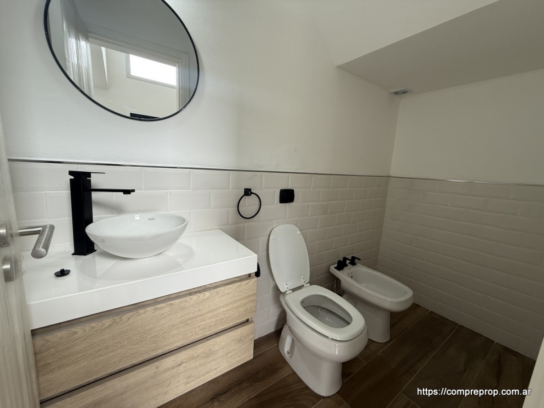 DUPLEX EN CONSTRUCCION LA CATALINA 3 DORMITORIOS