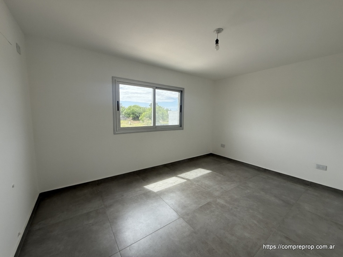 DUPLEX EN CONSTRUCCION LA CATALINA 3 DORMITORIOS