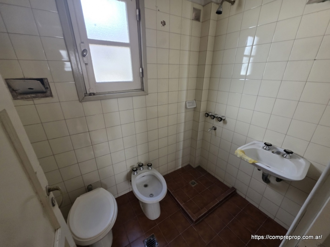 CENTRO DEPARTAMENTO EN VENTA 2 DORMITORIOS CON ESTILO FRANCES