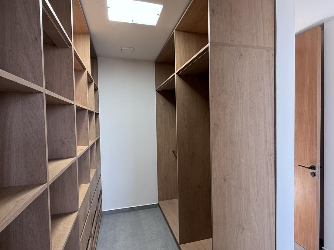 ALQUILER EN CAMPO CHICO ZONA SUR D�PLEX DE 3 DORMITORIOS