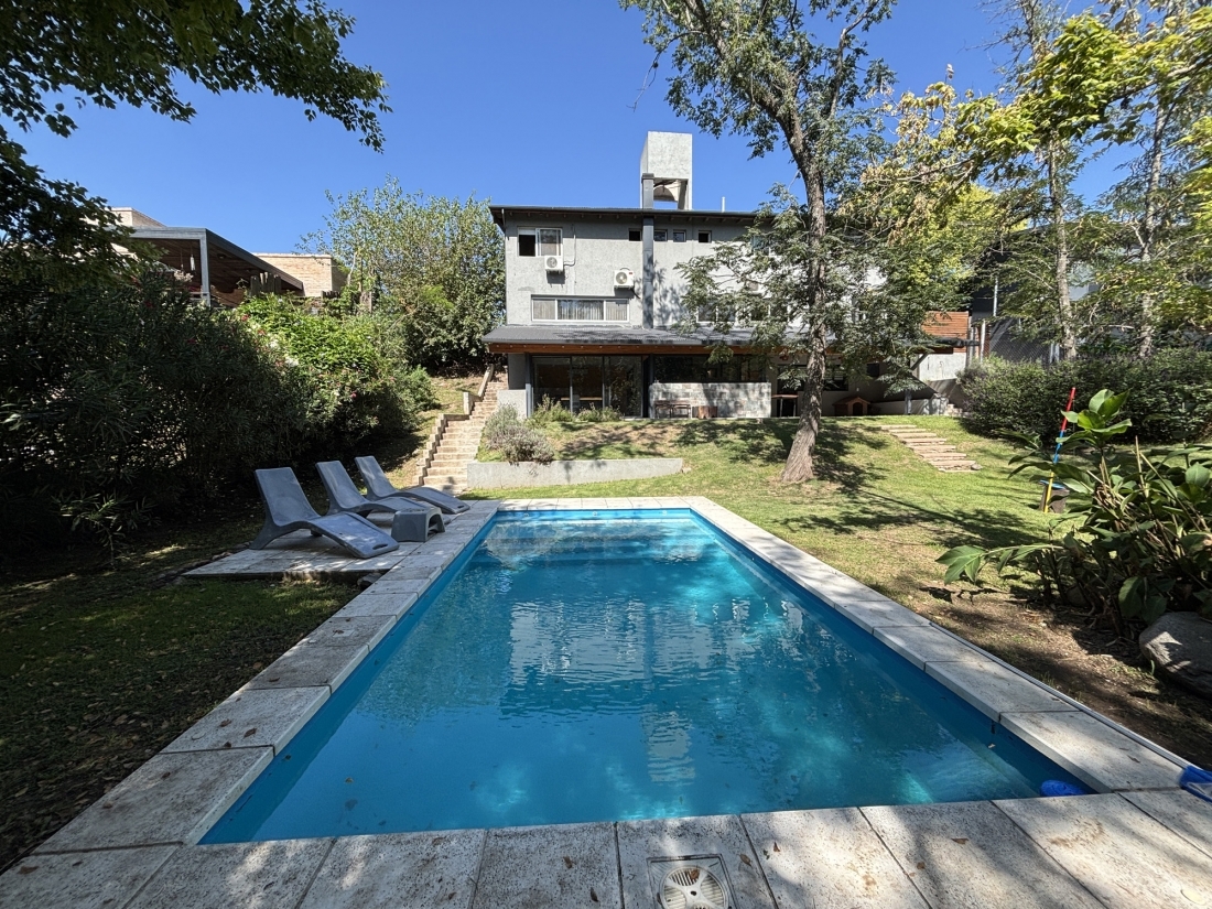 LA ARBOLEDA VILLA WARCALDE CASA EN VENTA 3 DORMITORIOS ESCRITORIO