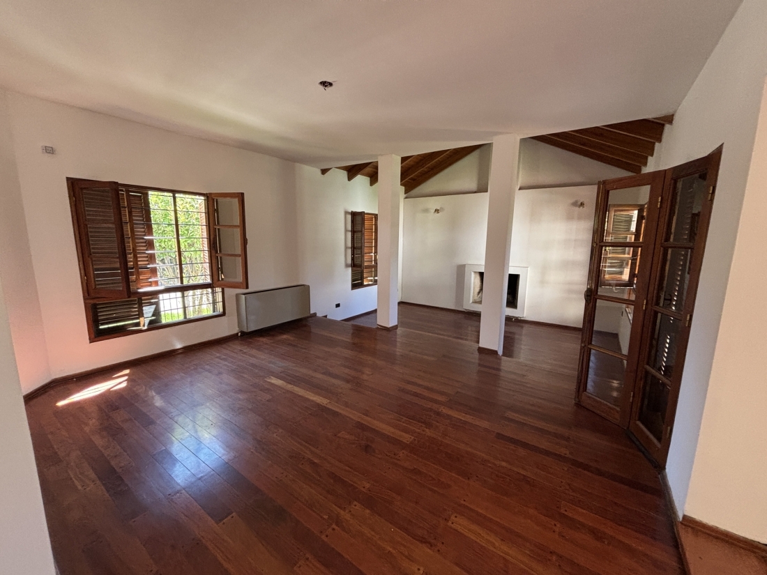 CASA EN VENTA TABLADA PARK 4 DORMITORIOS APTO CREDITO