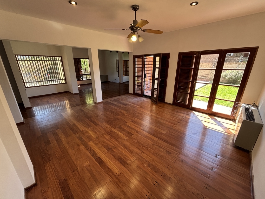 CASA EN VENTA TABLADA PARK 4 DORMITORIOS APTO CREDITO