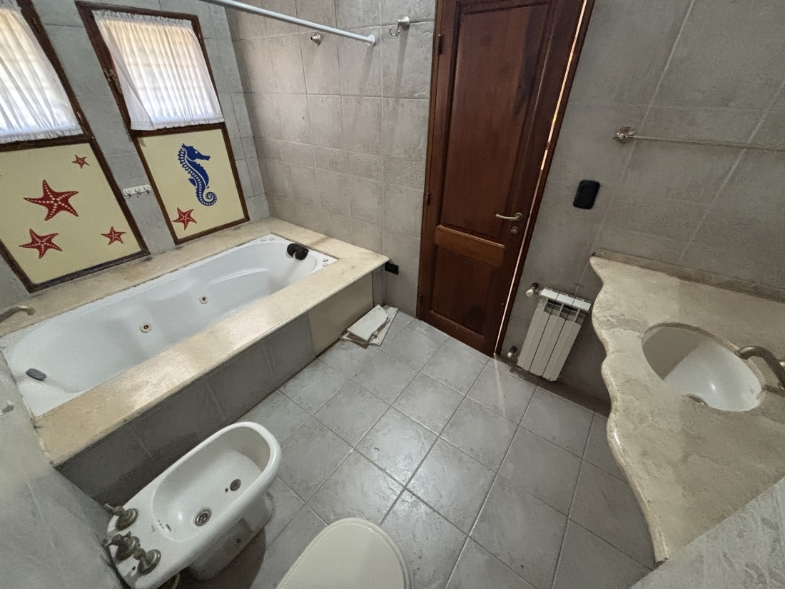 CASA EN VENTA TABLADA PARK 4 DORMITORIOS APTO CREDITO