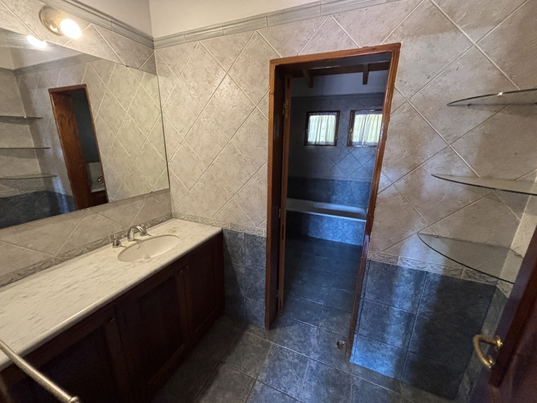 CASA EN VENTA TABLADA PARK 4 DORMITORIOS APTO CREDITO