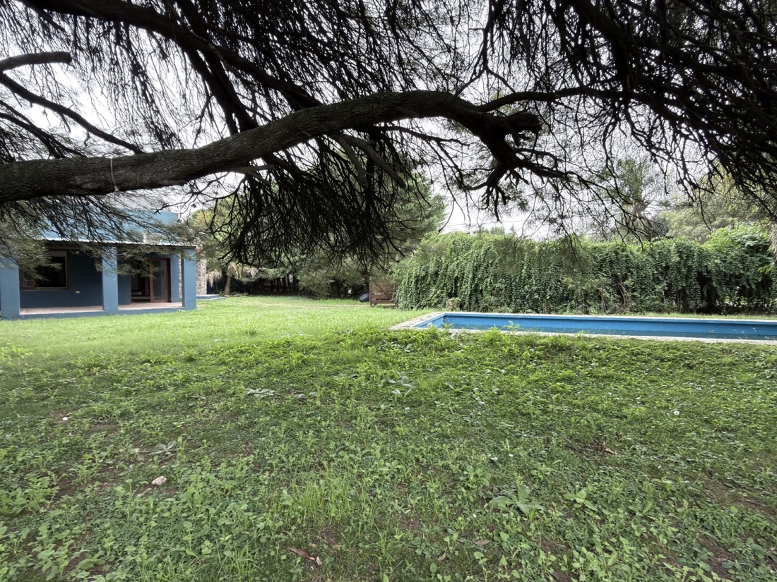 CASA EN VENTA HOUSING SAN JOSE 3 DORMITORIOS CON PILETA