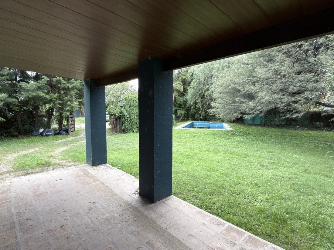 CASA EN VENTA HOUSING SAN JOSE 3 DORMITORIOS CON PILETA