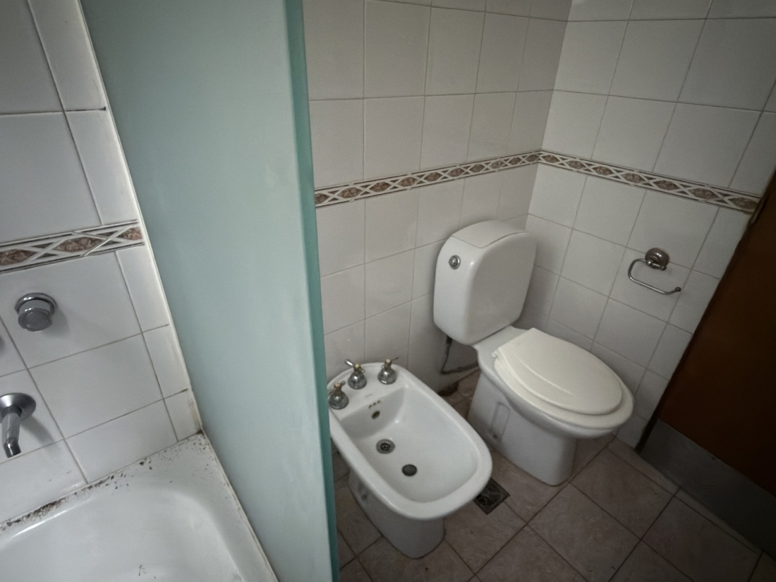 CASA EN VENTA HOUSING SAN JOSE 3 DORMITORIOS CON PILETA