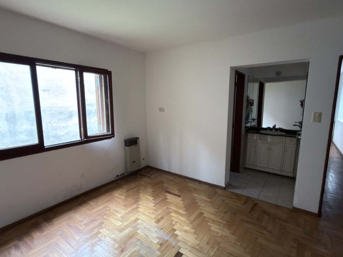 CASA EN VENTA HOUSING SAN JOSE 3 DORMITORIOS CON PILETA
