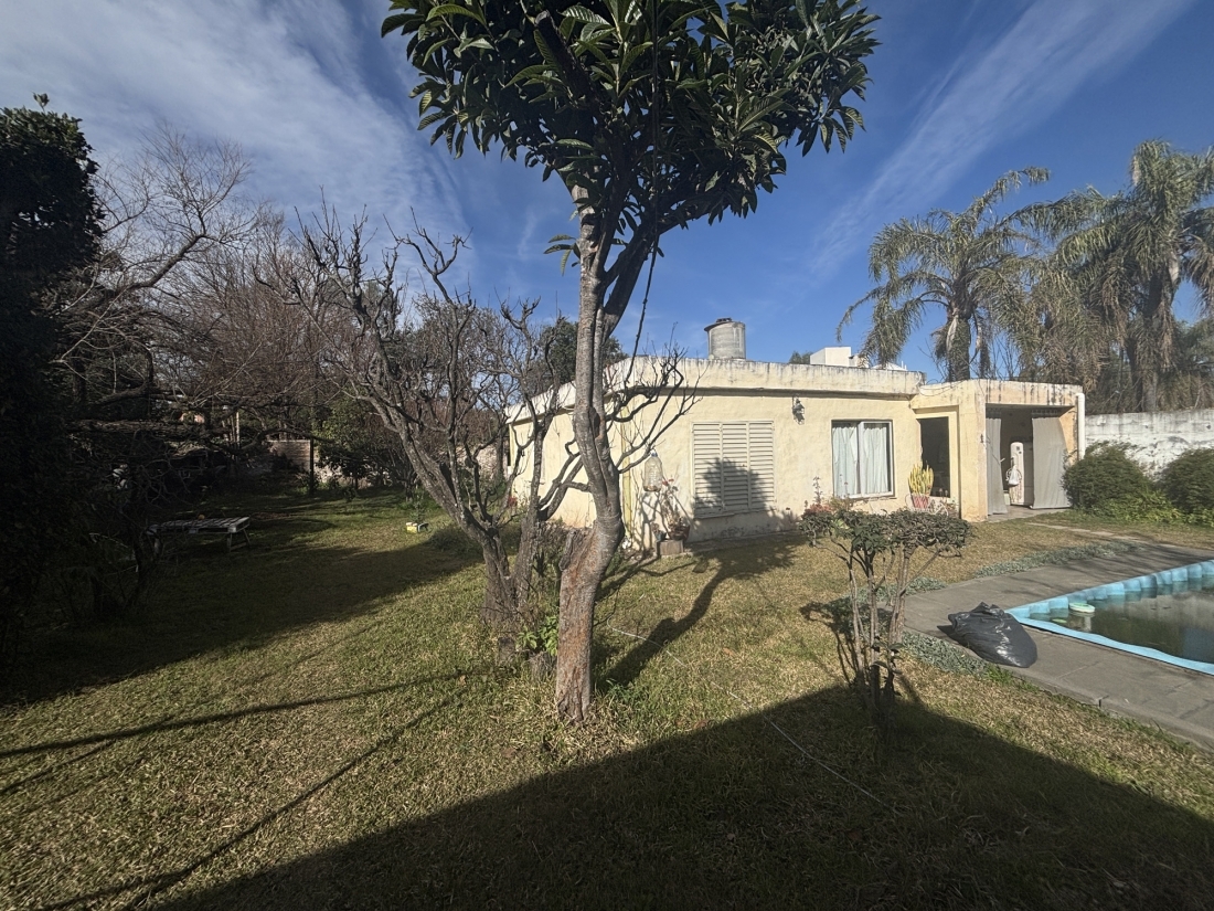 LOTE CON CASAS EN VENTA APTO HOUSING ARGUELLO ZONA LASALLE 