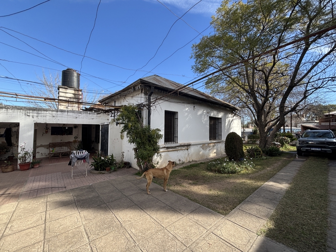 LOTE CON CASAS EN VENTA APTO HOUSING ARGUELLO ZONA LASALLE 
