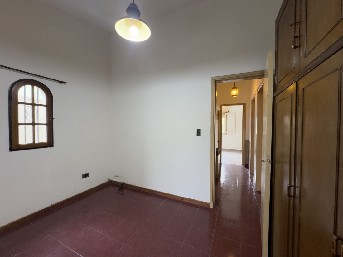 CASA EN ALQUILER 2 DORMITORIOS VILLA CABRERA