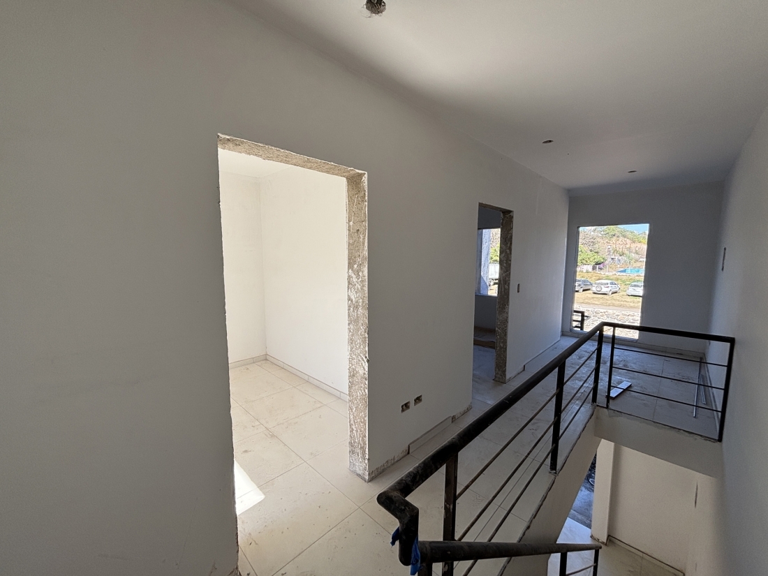 D�PLEX EN VENTA 2 DORMITORIOS VILLA ALLENDE CENTRO A ESTRENAR	