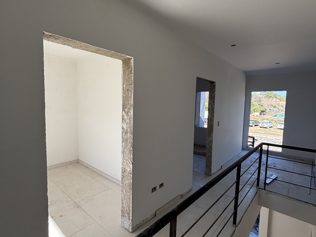 D�PLEX EN VENTA 2 DORMITORIOS VILLA ALLENDE CENTRO A ESTRENAR	