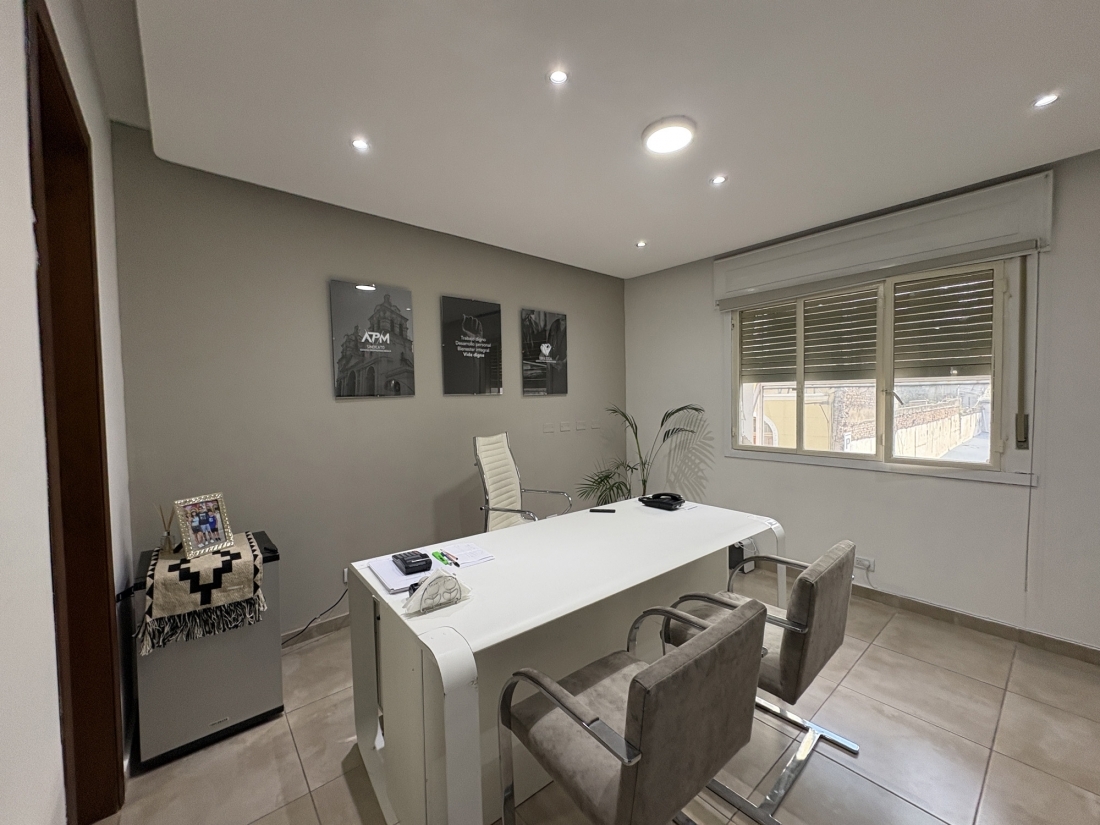 GRAN PROPIEDAD EN VENTA | CENTRO | IDEAL USO M�DICO/CORPORATIVO