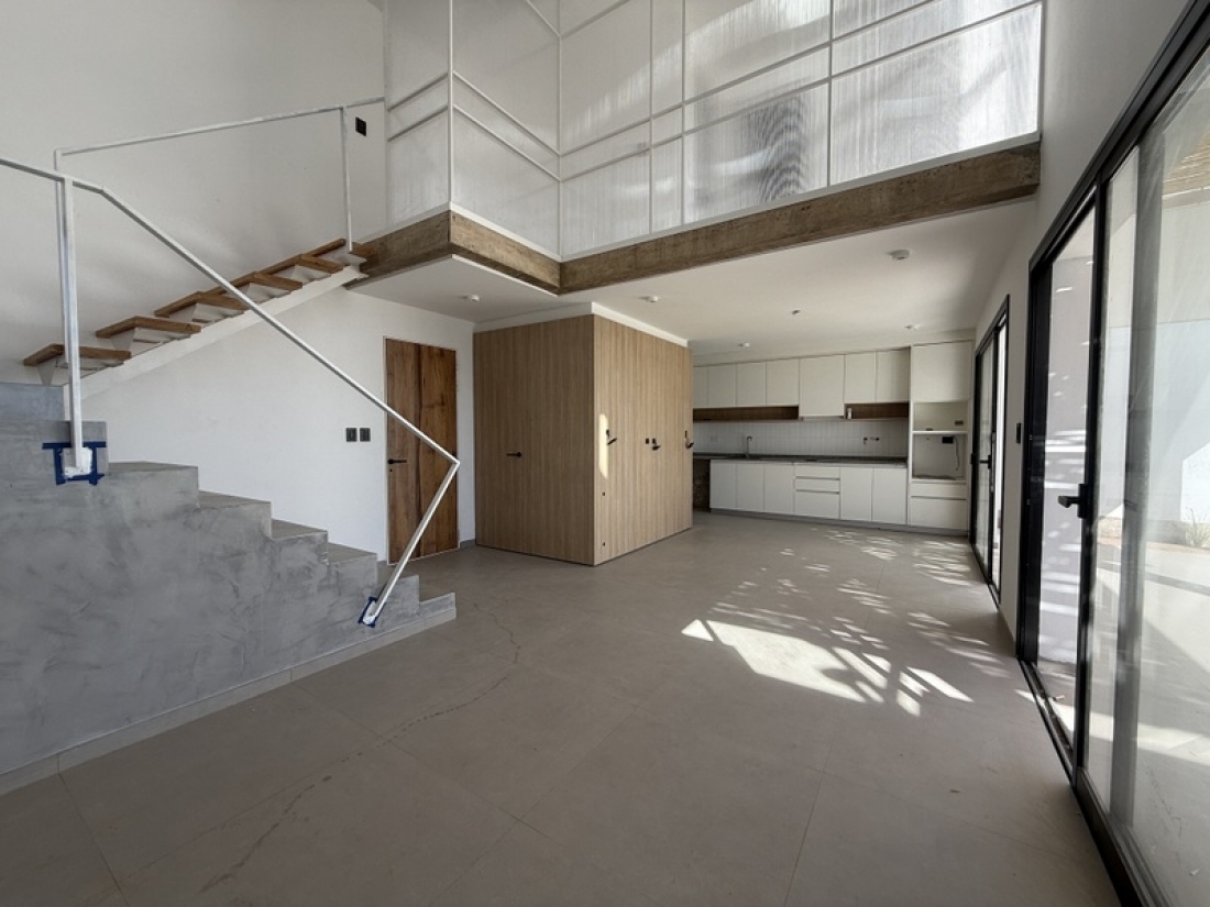 CASA EN VENTA EN DOCTA | 2 DORMITORIOS + PILETA | DISE�O Y CALIDAD