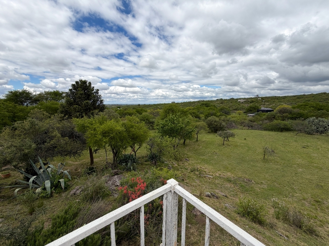 CASA EN VENTA | LA ESCONDIDA � FALDA DEL CARMEN | 8.000 m�